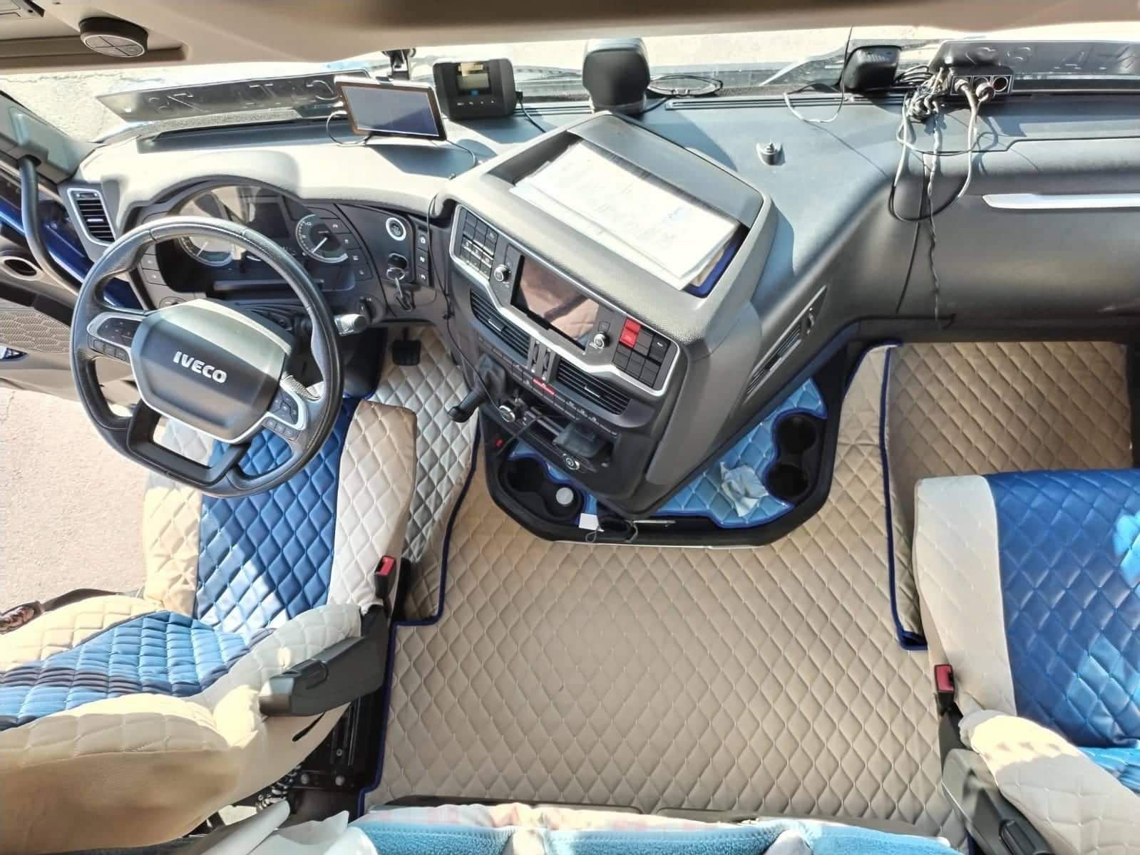 Tapis de Sol - IVECO - Ensemble complet