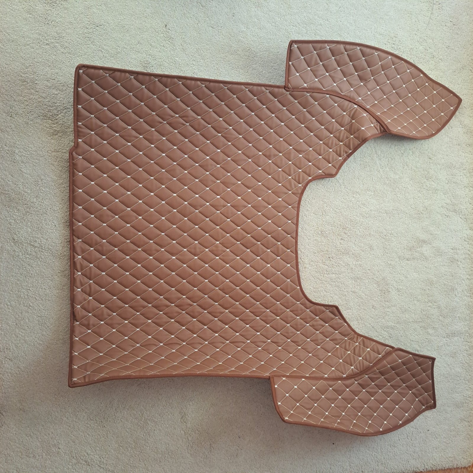 tapis de sol en similicuir marron Daf